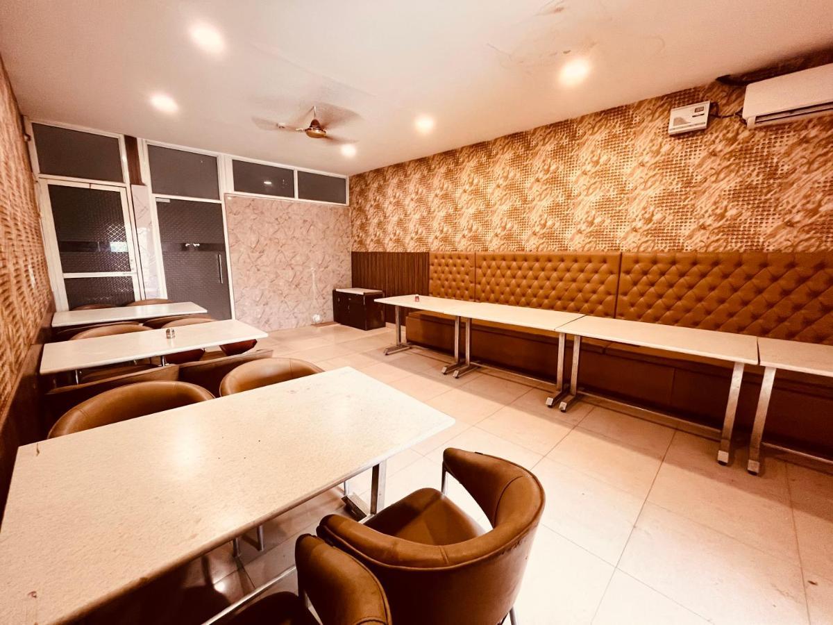 Hotel Pearl Grand, Zirakpur - Top Rated & Most Awarded Property In Tricity Chandīgarh Exterior foto